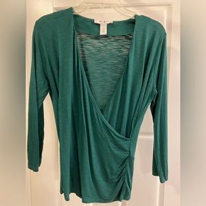 White House Black Market 3/4 length sleeve tee size small